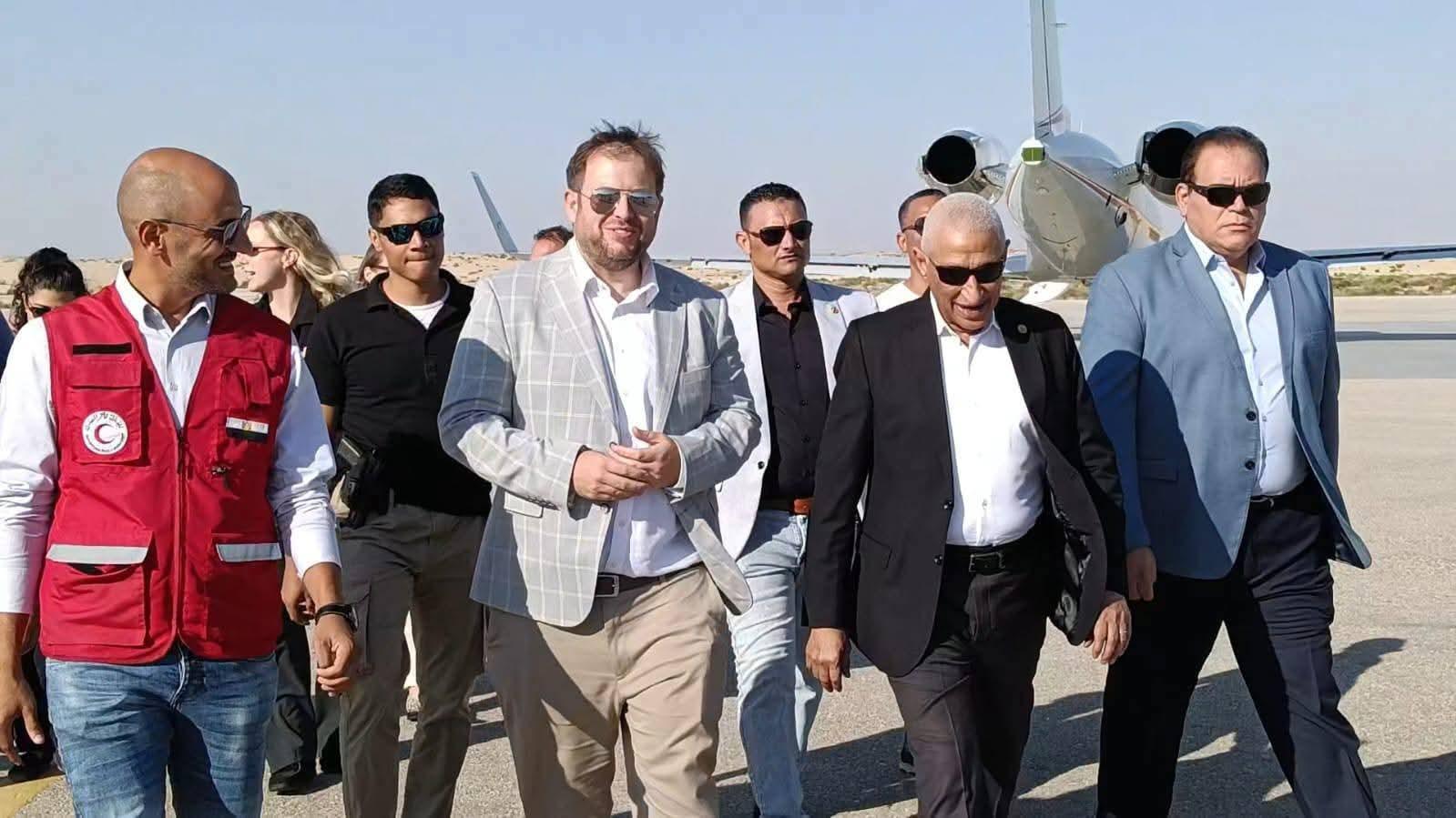 دوتى يشيد بالجهود المصرية لاحتواء الأزمة الإنسانية بغزة خلال زيارته بالمخازن اللوجيستية للهلال الأحمر بمدينة العريش
