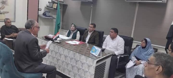 سكرتير عام المحافظة المساعد، ورئيس مركز سنورس،يعقدان اللقاء الأسبوعي لخدمة المواطنين