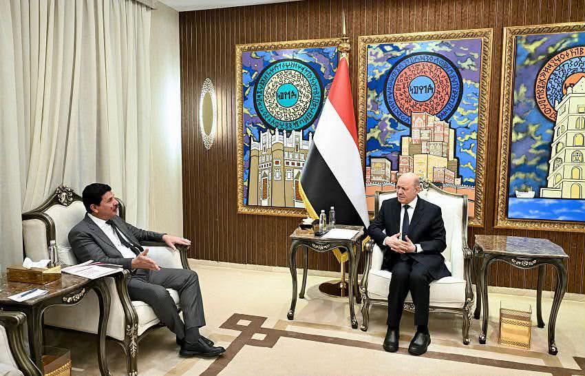 رئيس مجلس القيادة: عدم إفلات مرتكبي الانتهاكات الجسيمة لحقوق الإنسان جزء اصيل من معركة استعادة مؤسسات الدولة