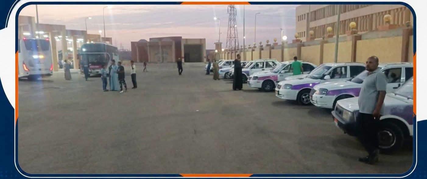 مواقف قنا: انضباط كامل في حركة الركاب بمجمع المواقف الجديد بقنا