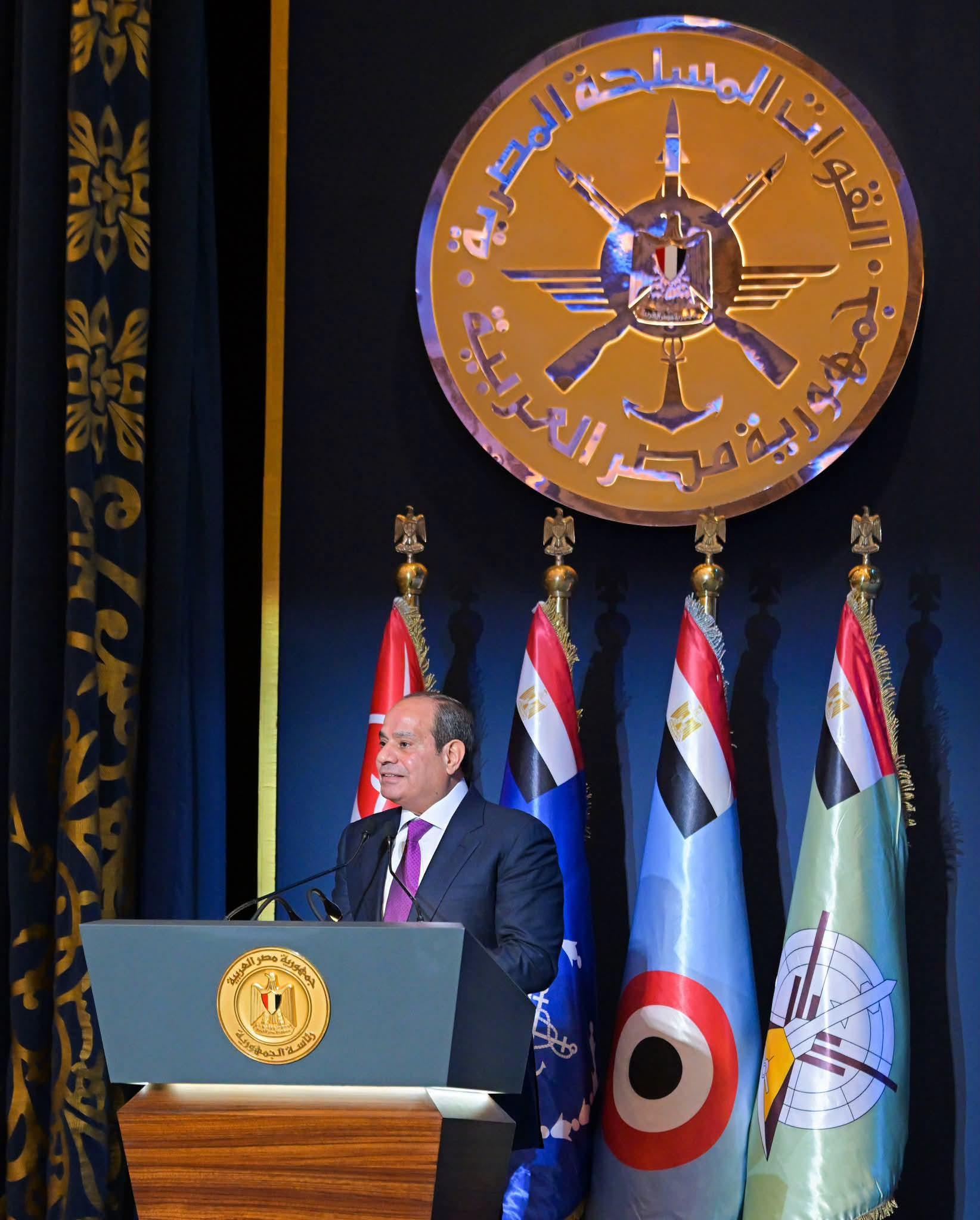 الرئيس عبد الفتاح السيسي، يشهد الندوة التثقيفية الرابعة والأربعين بعنوان "وطن الأبطال"، بمُناسبة الذكرى الثالثة والخمسين لانتصارات أكتوبر المجيدة