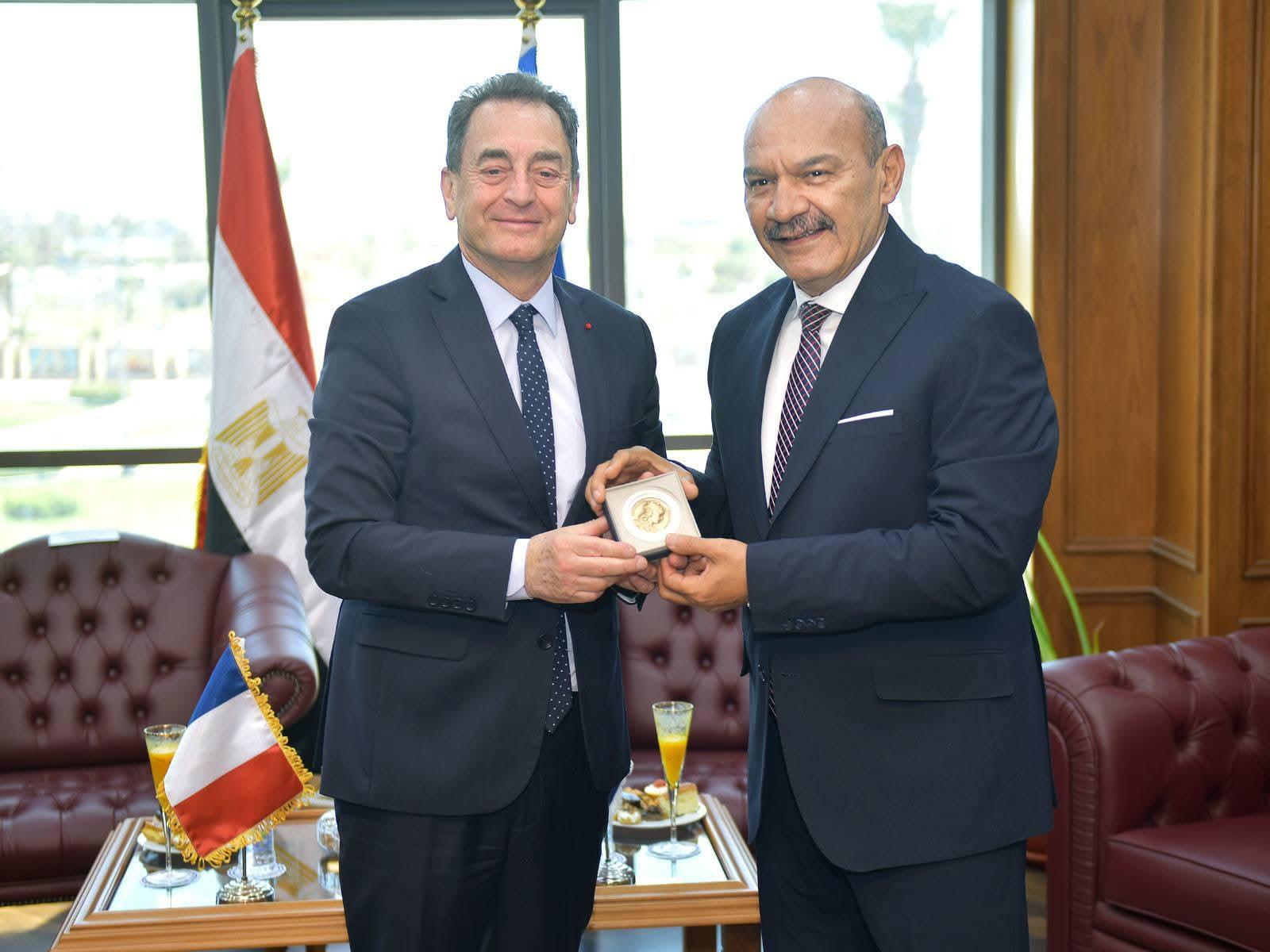 fd006ecd-ec85-4756-ae28-8e6be2736516