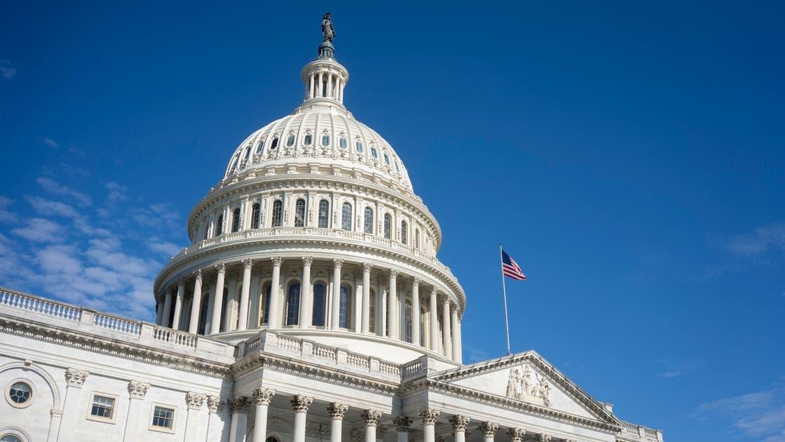 النواب الأميركي يؤيد قراراً لإنهاء الرسوم الجمركية على كندا