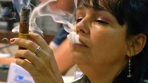 كوبا تلغي مهرجان السيجار بفعل الضغوط الأمريكية وأزمة الطاقة الحادة