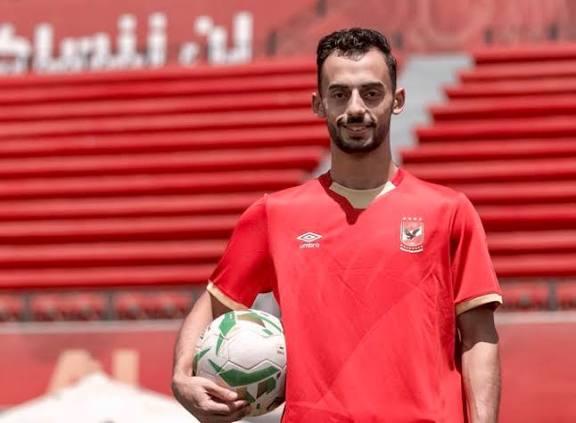 تفاصيل جديدة رحيل أحمد عبد القادر عن صفوف بـ الأهلي إلى نادي الكرمة العراقي