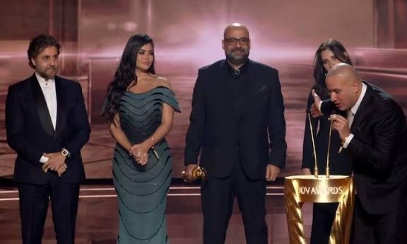أشغال شقة جدا يحصد جائزة الأفضل في حفل joy awards
