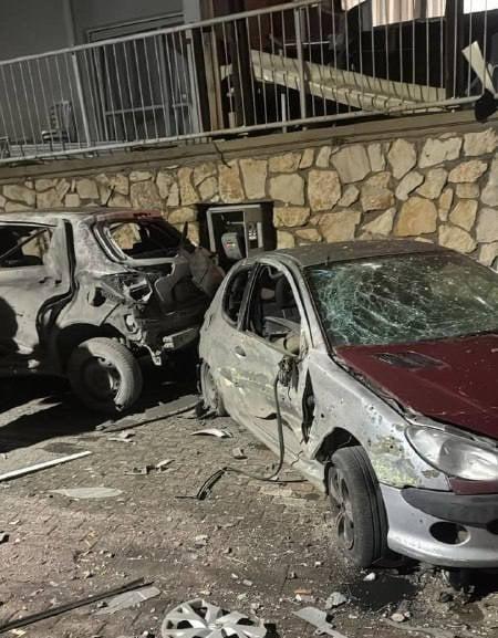 هجوم صاروخي مشترك من إيران وحزب الله على إسرائيل